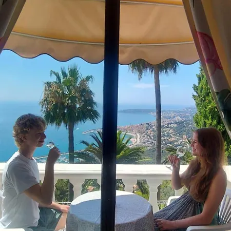 Olguita Gasthuis Menton